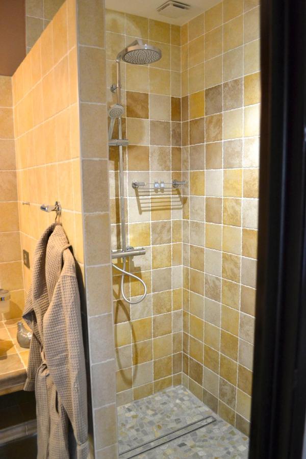 Les Tamaris Bed and Breakfast Castelnau-sur-Gupie Buitenkant foto