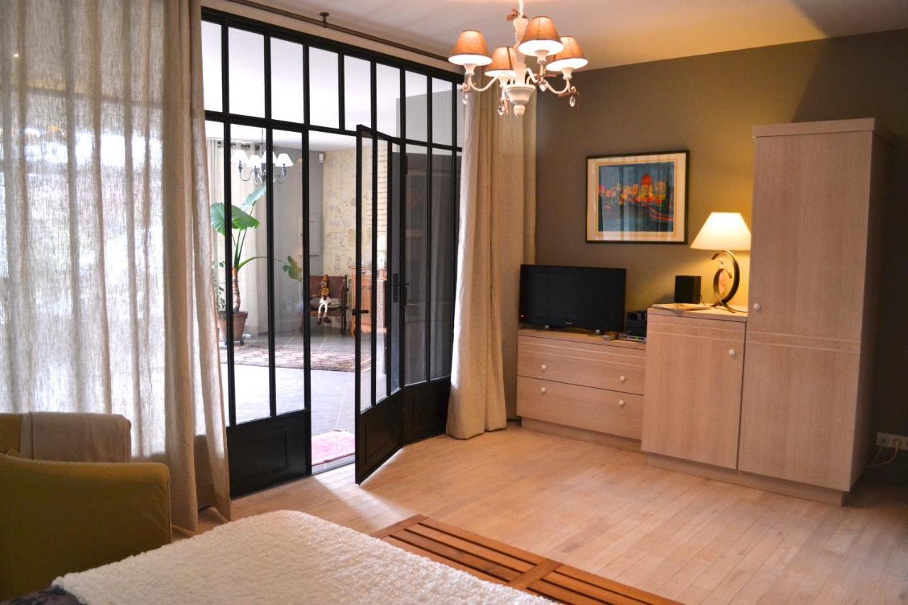 Les Tamaris Bed and Breakfast Castelnau-sur-Gupie Buitenkant foto